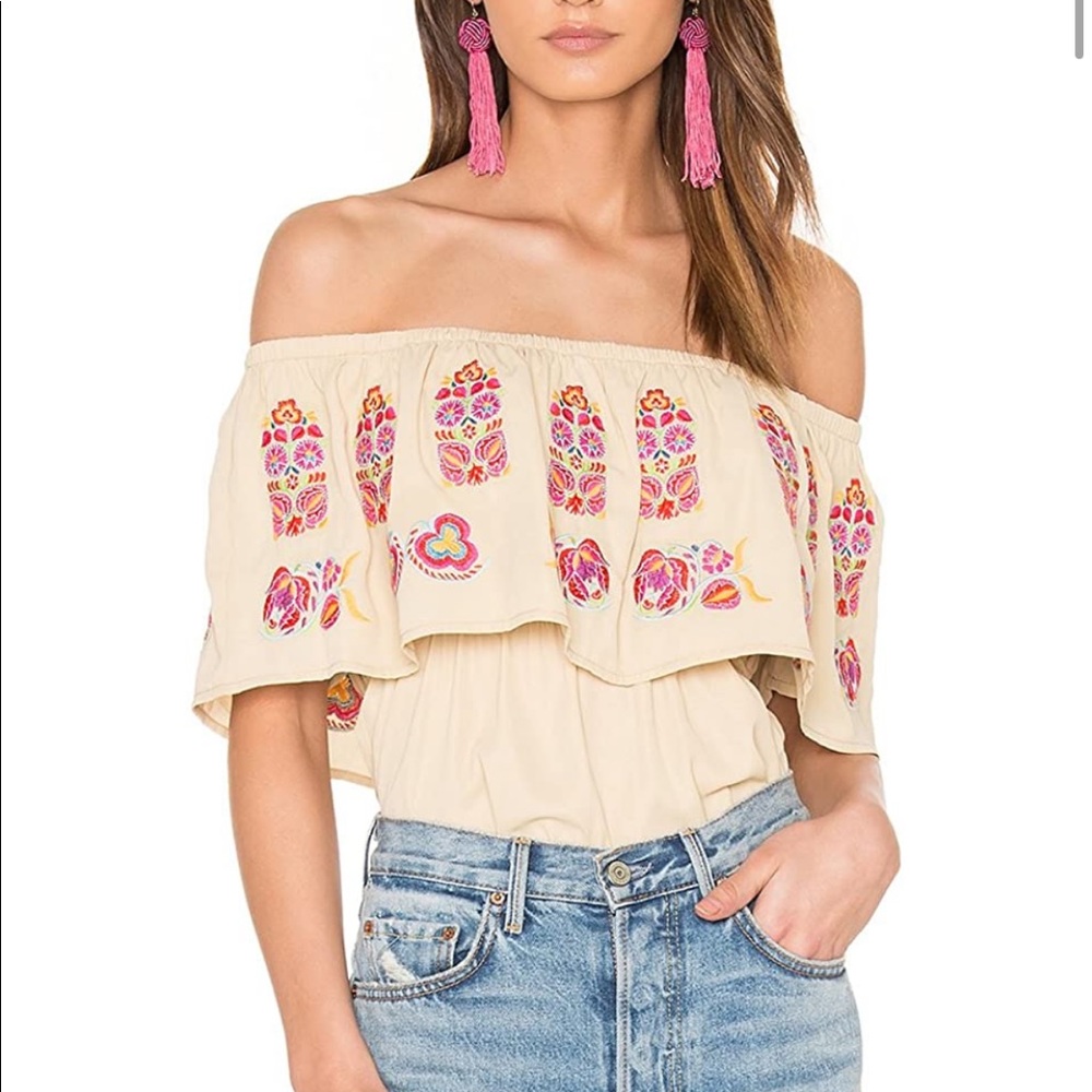 VAVA by Joy Han Women's Lotus Top-CVT1507 S